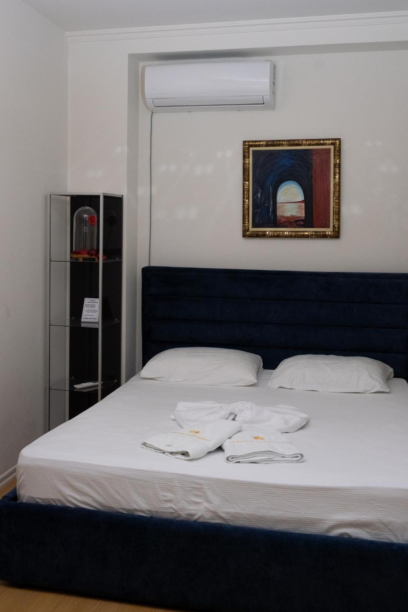 Albjona Guesthouse Tirana Eksteriør billede