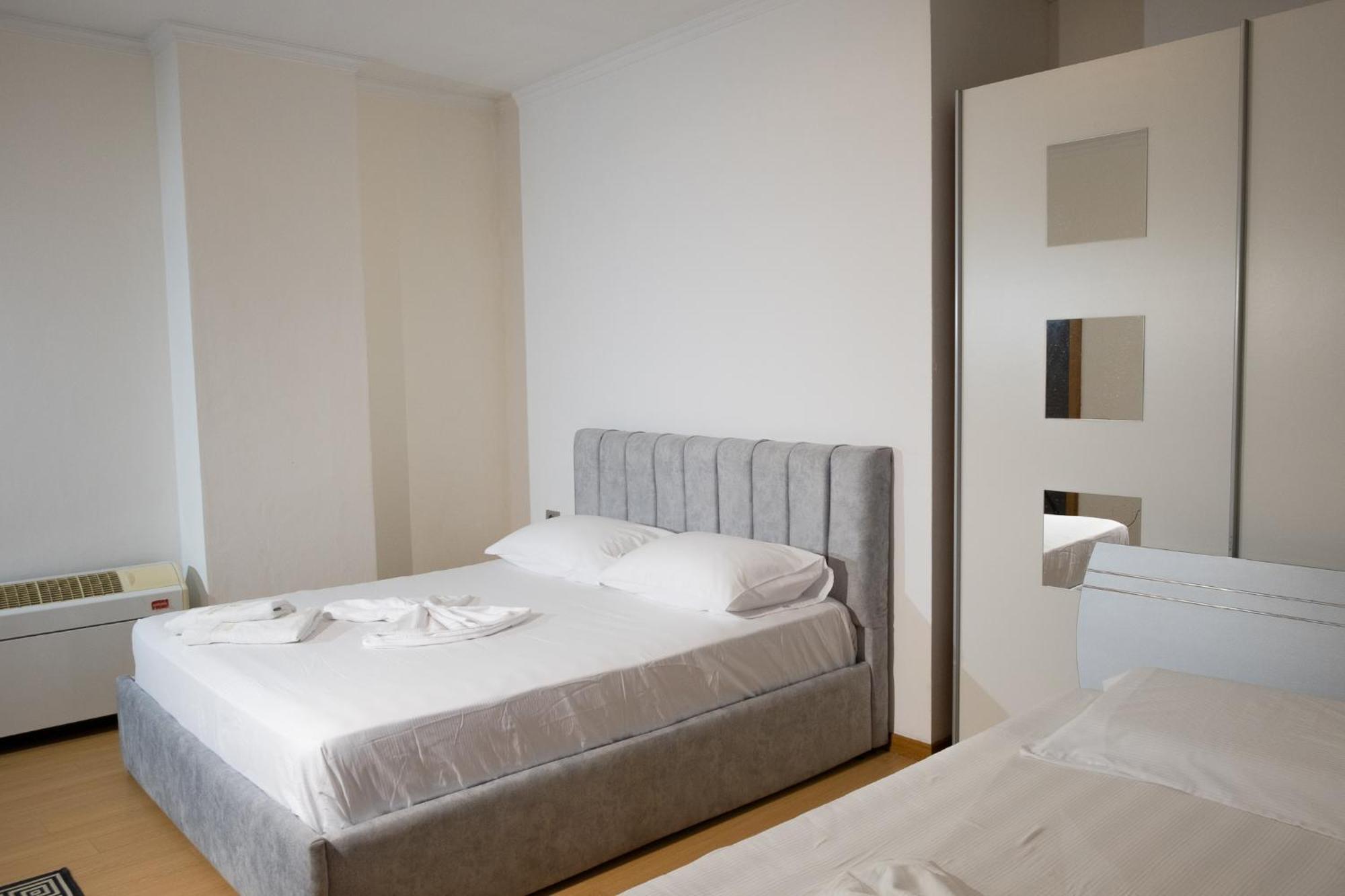 Albjona Guesthouse Tirana Eksteriør billede