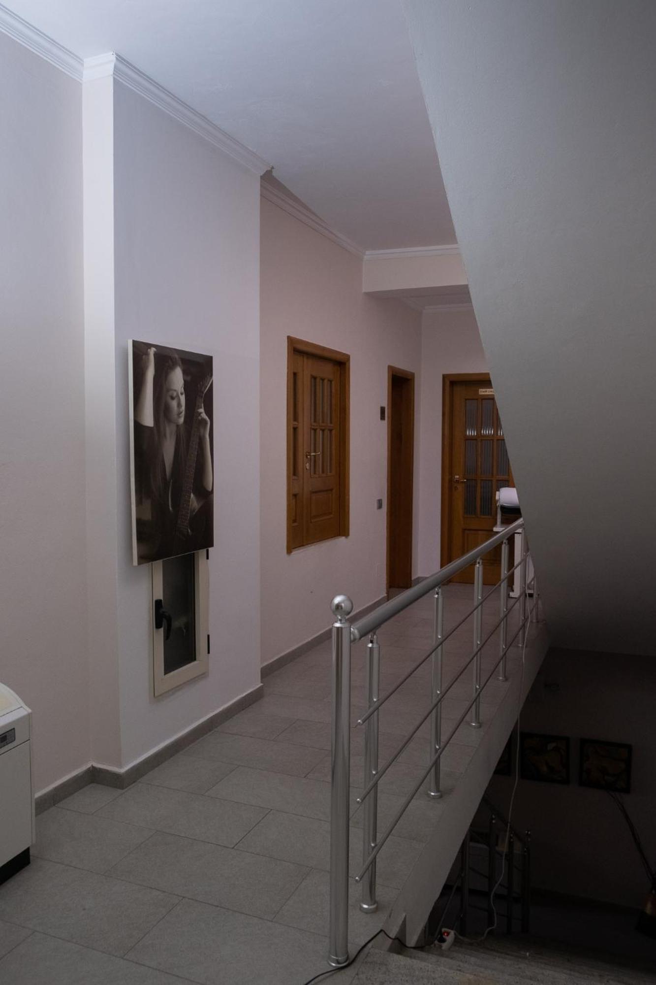 Albjona Guesthouse Tirana Eksteriør billede