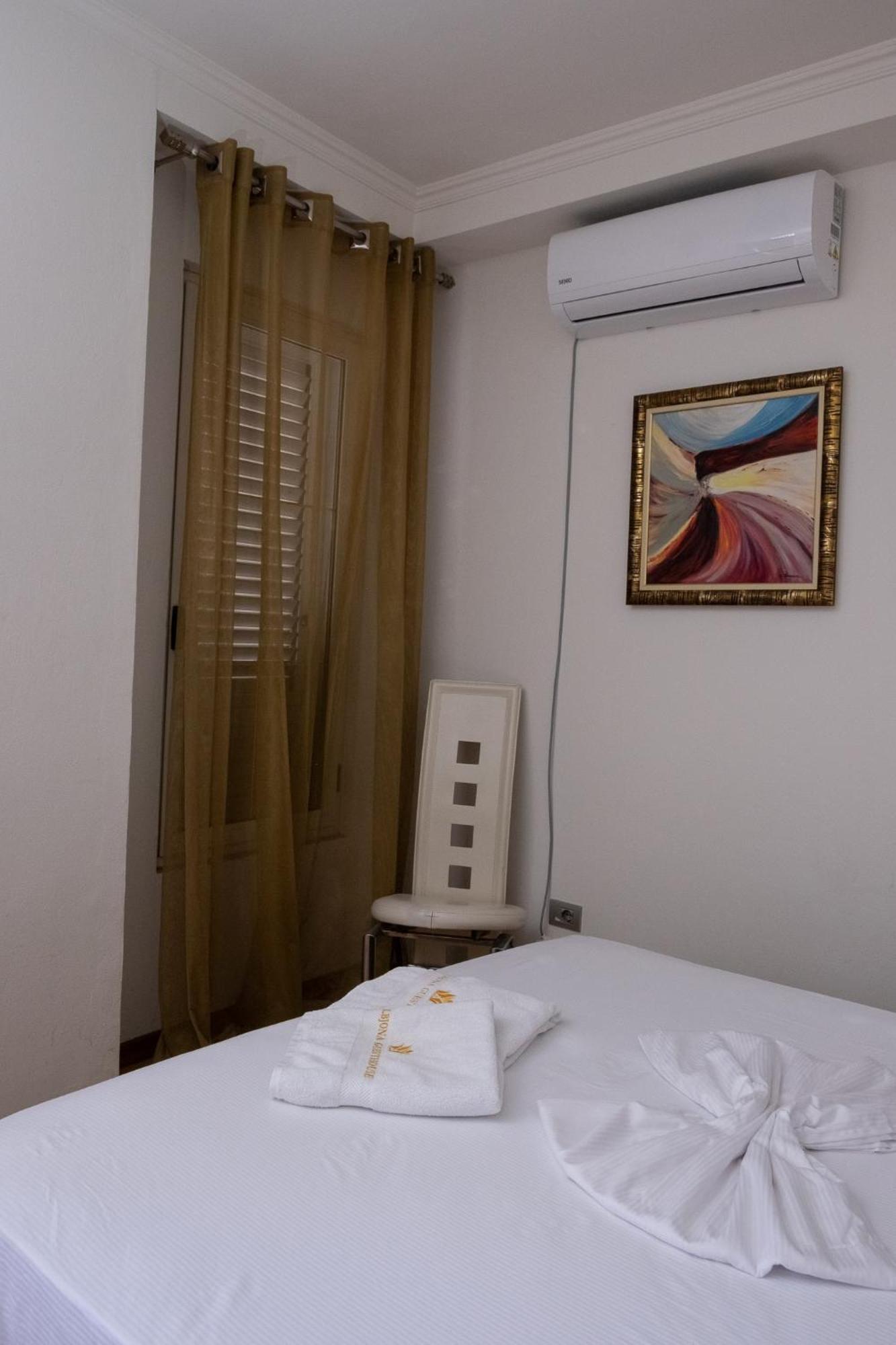Albjona Guesthouse Tirana Eksteriør billede