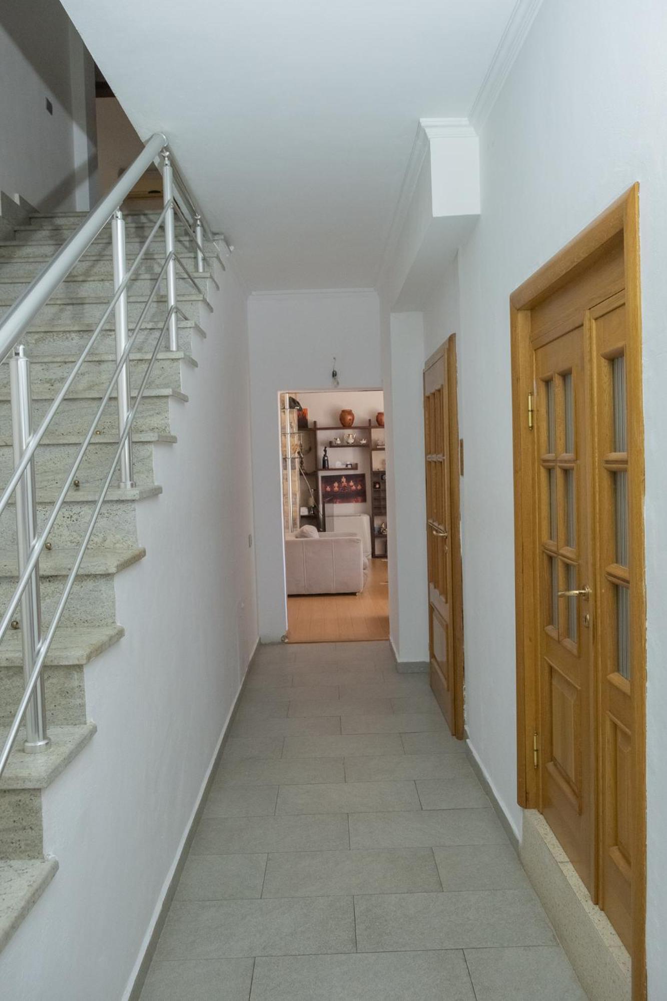 Albjona Guesthouse Tirana Eksteriør billede