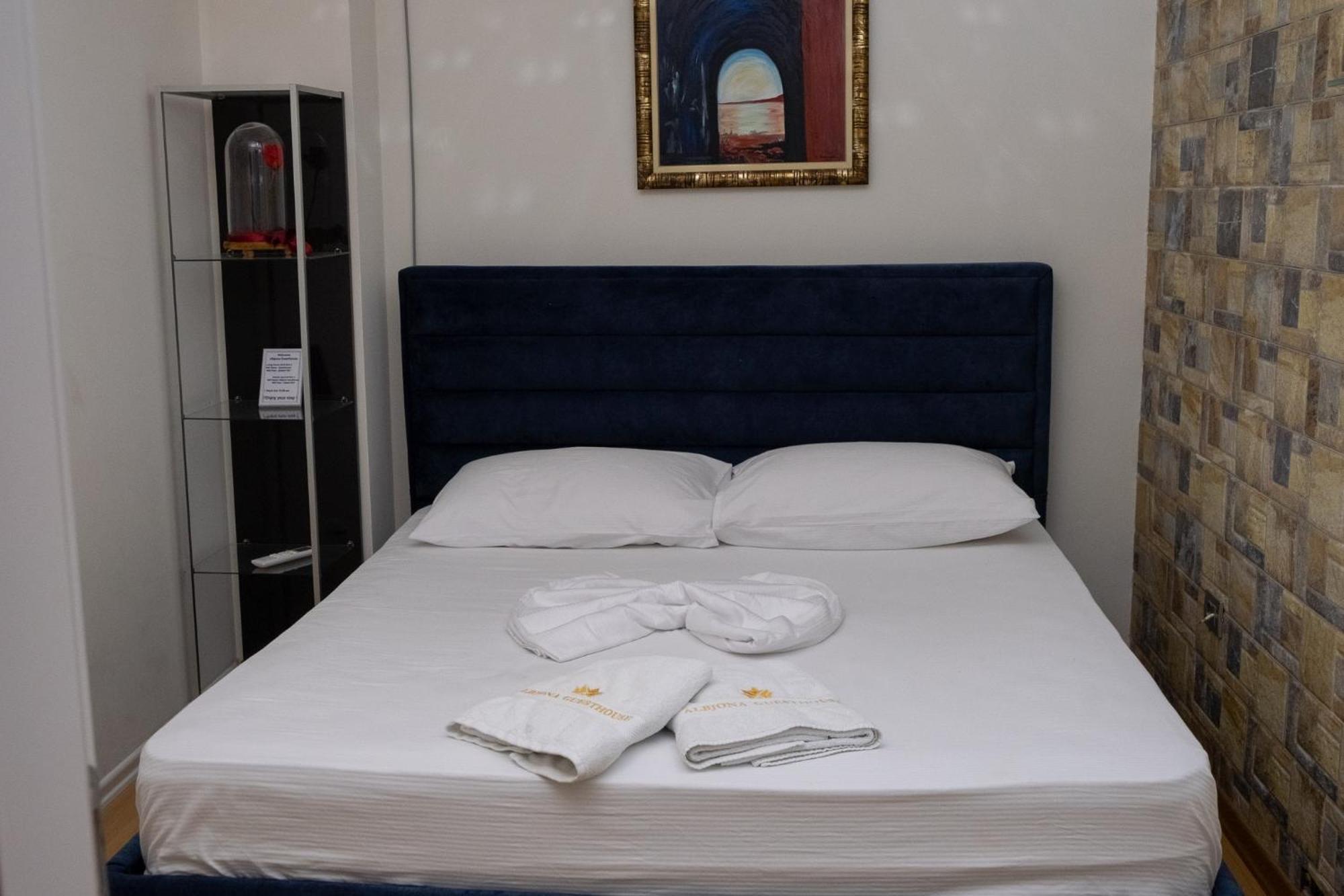 Albjona Guesthouse Tirana Eksteriør billede