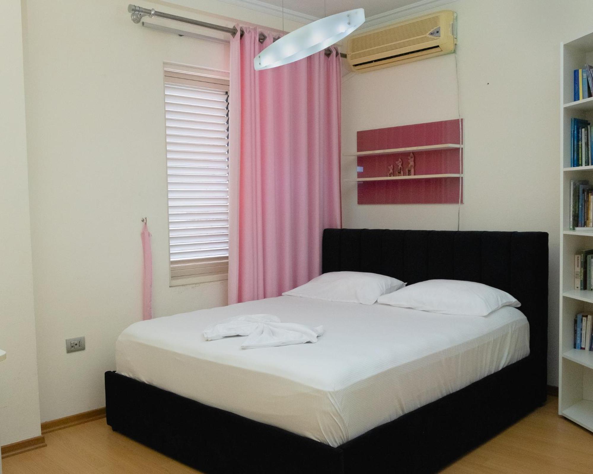 Albjona Guesthouse Tirana Eksteriør billede